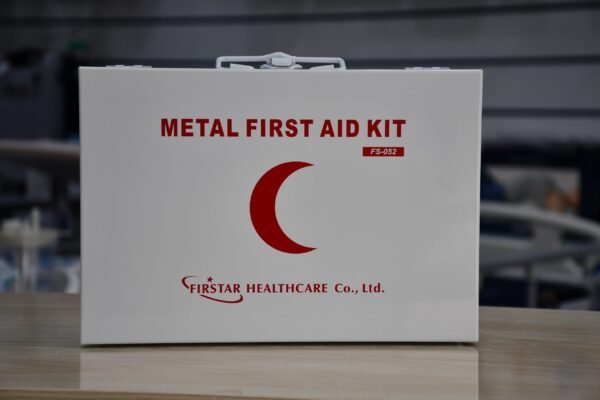 FIRST STAR healthcare metal first aid kit