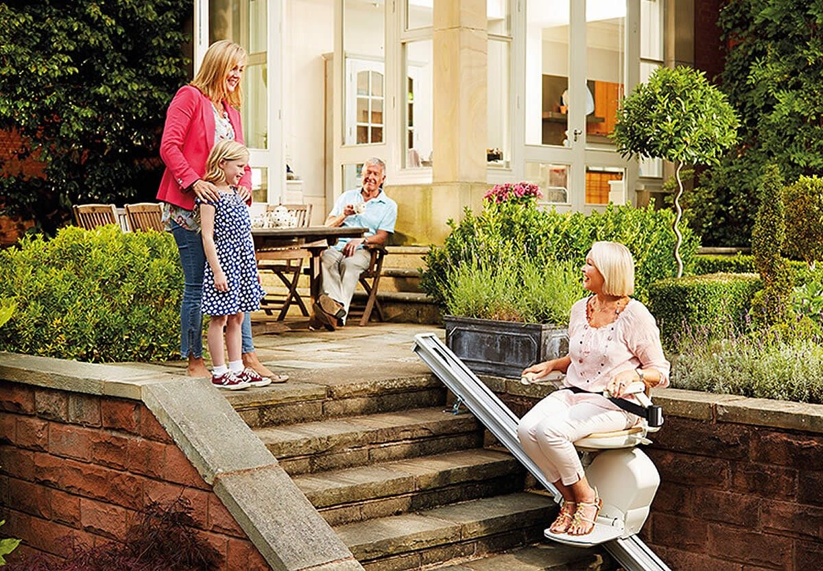 straight outdoor stairlift with 5 meters