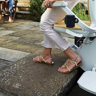 acorn outdoor stairlift